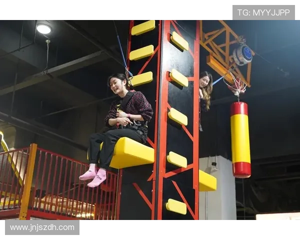 全国街舞大赛点评重庆极限运动队展现出色状态与激情表演